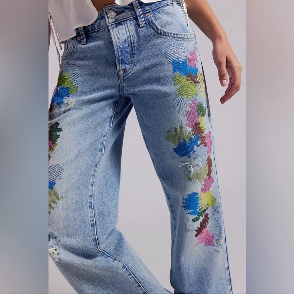 We The Free Blue Floral Wide Leg Jeans - Picture 2 of 3